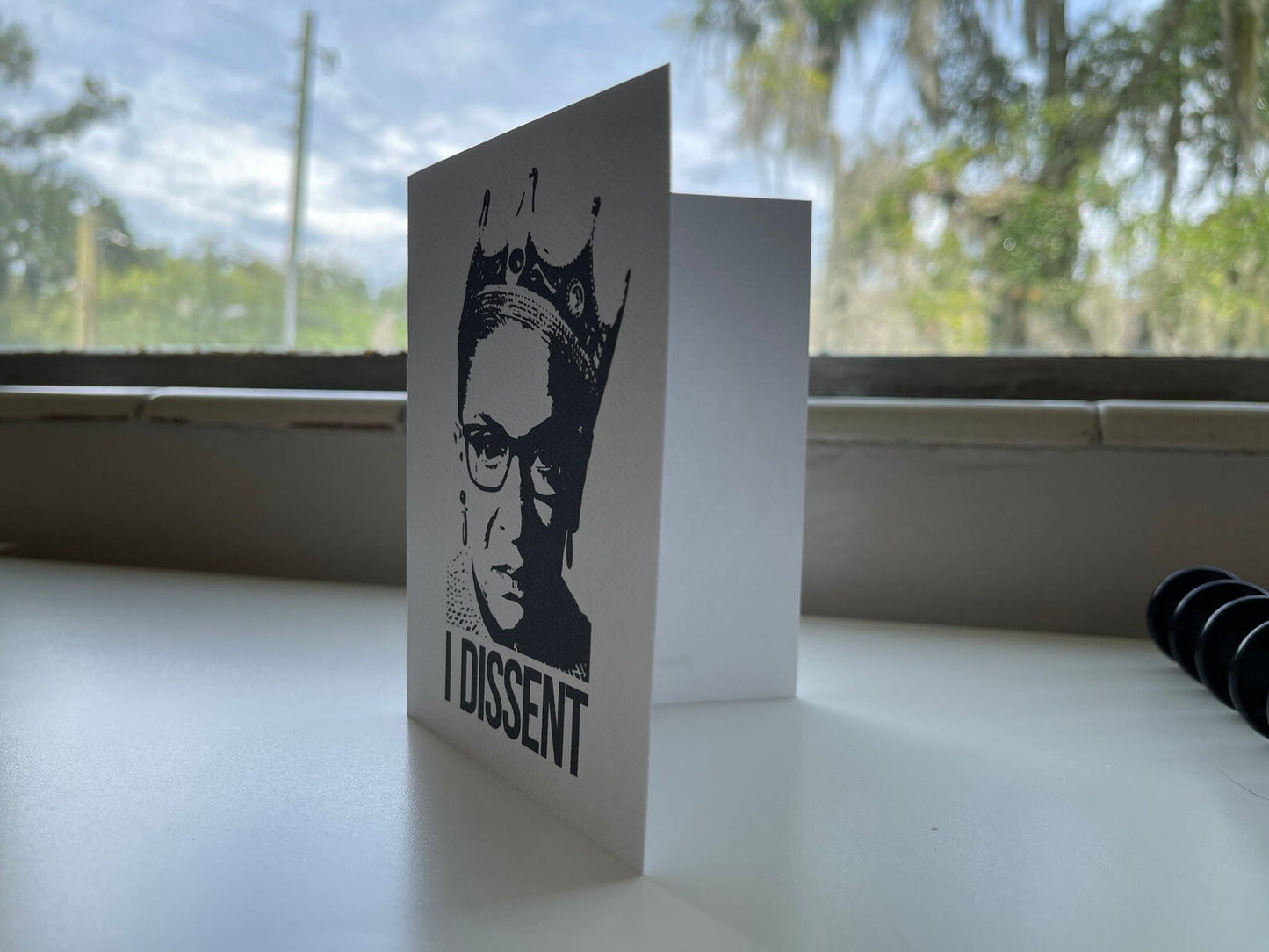 Card "I dissent"